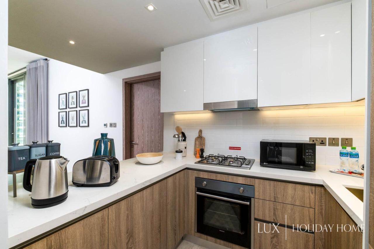 Lux - Contemporary Suite With Full Marina View Dubai Exteriör bild